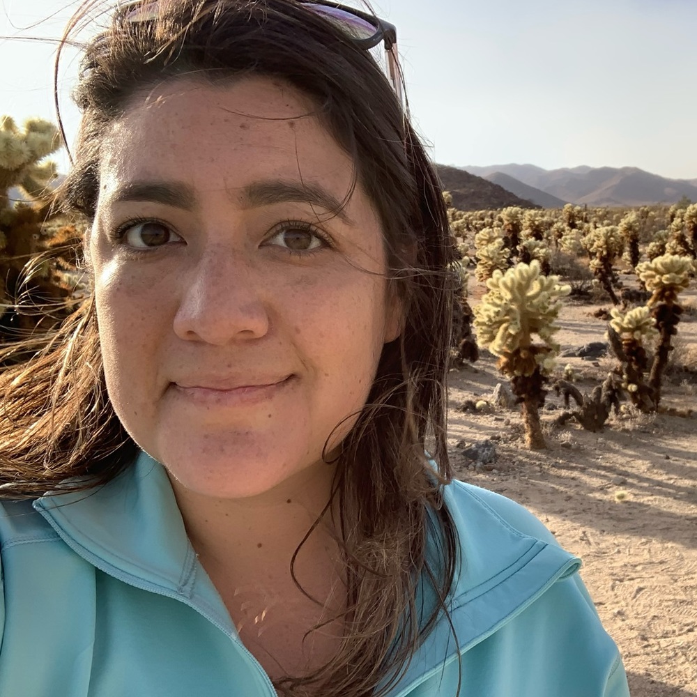 Meet your Posher, Crystal